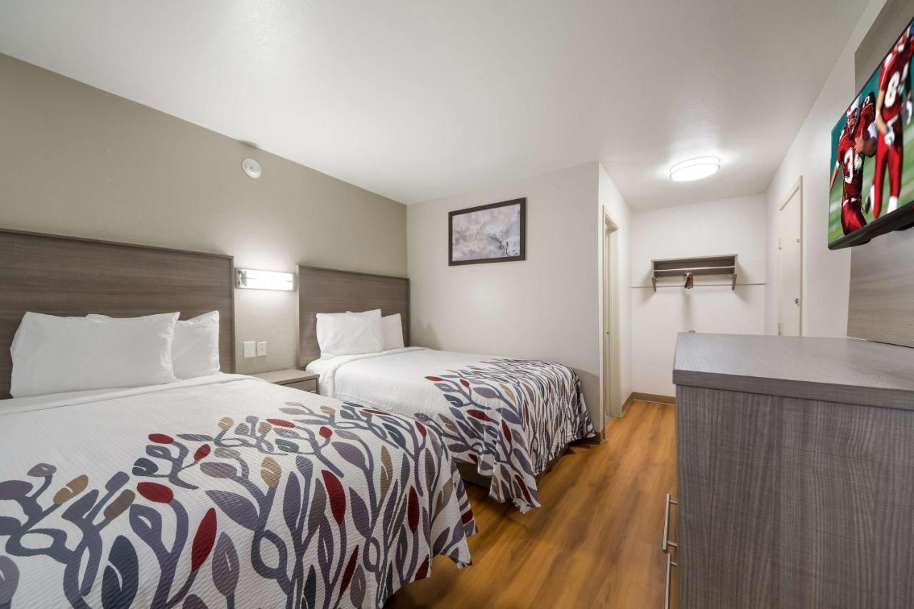 Red Roof Inn San Antonio E - Frost Bank Center Εξωτερικό φωτογραφία