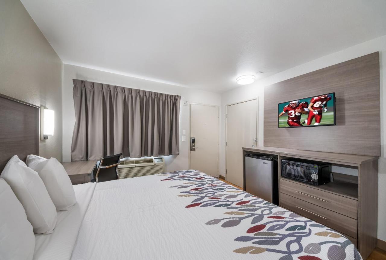 Red Roof Inn San Antonio E - Frost Bank Center Εξωτερικό φωτογραφία