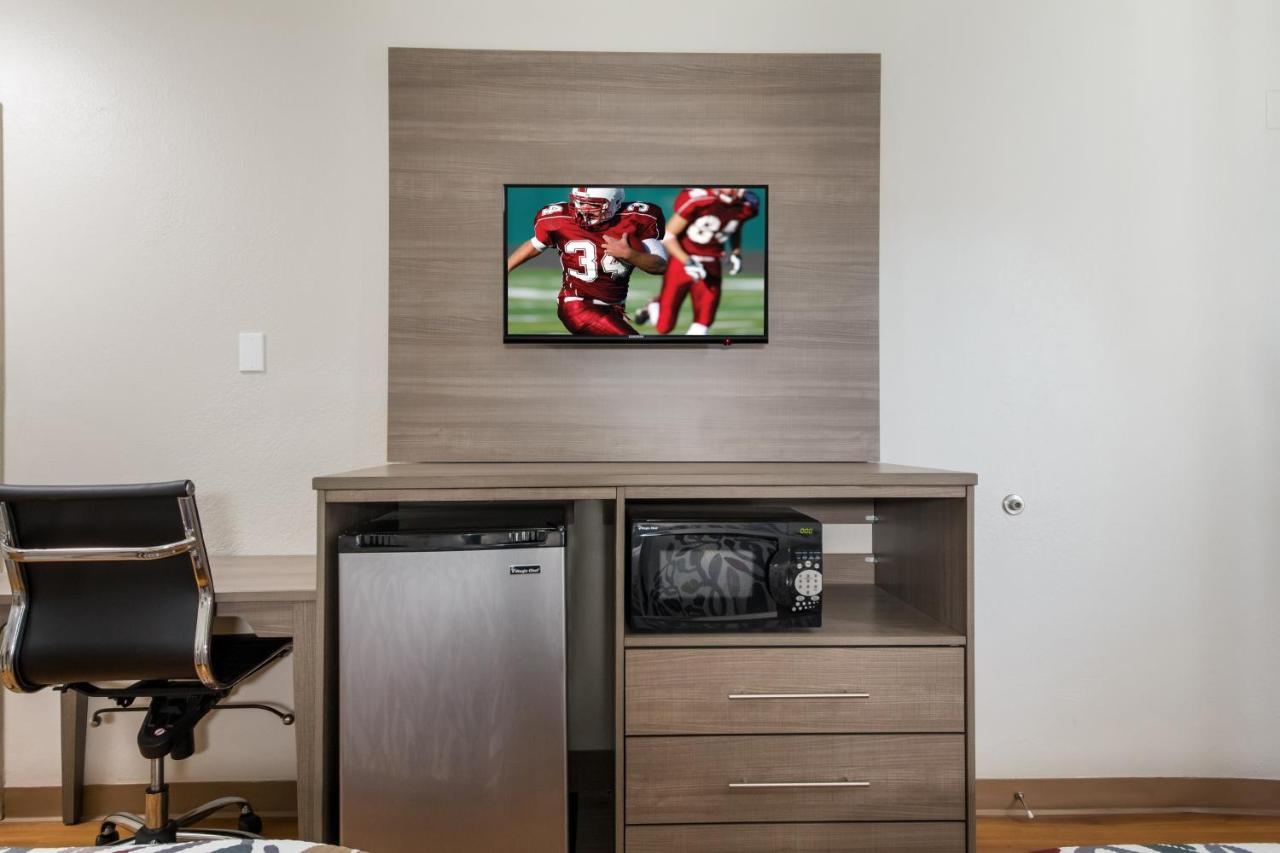 Red Roof Inn San Antonio E - Frost Bank Center Εξωτερικό φωτογραφία